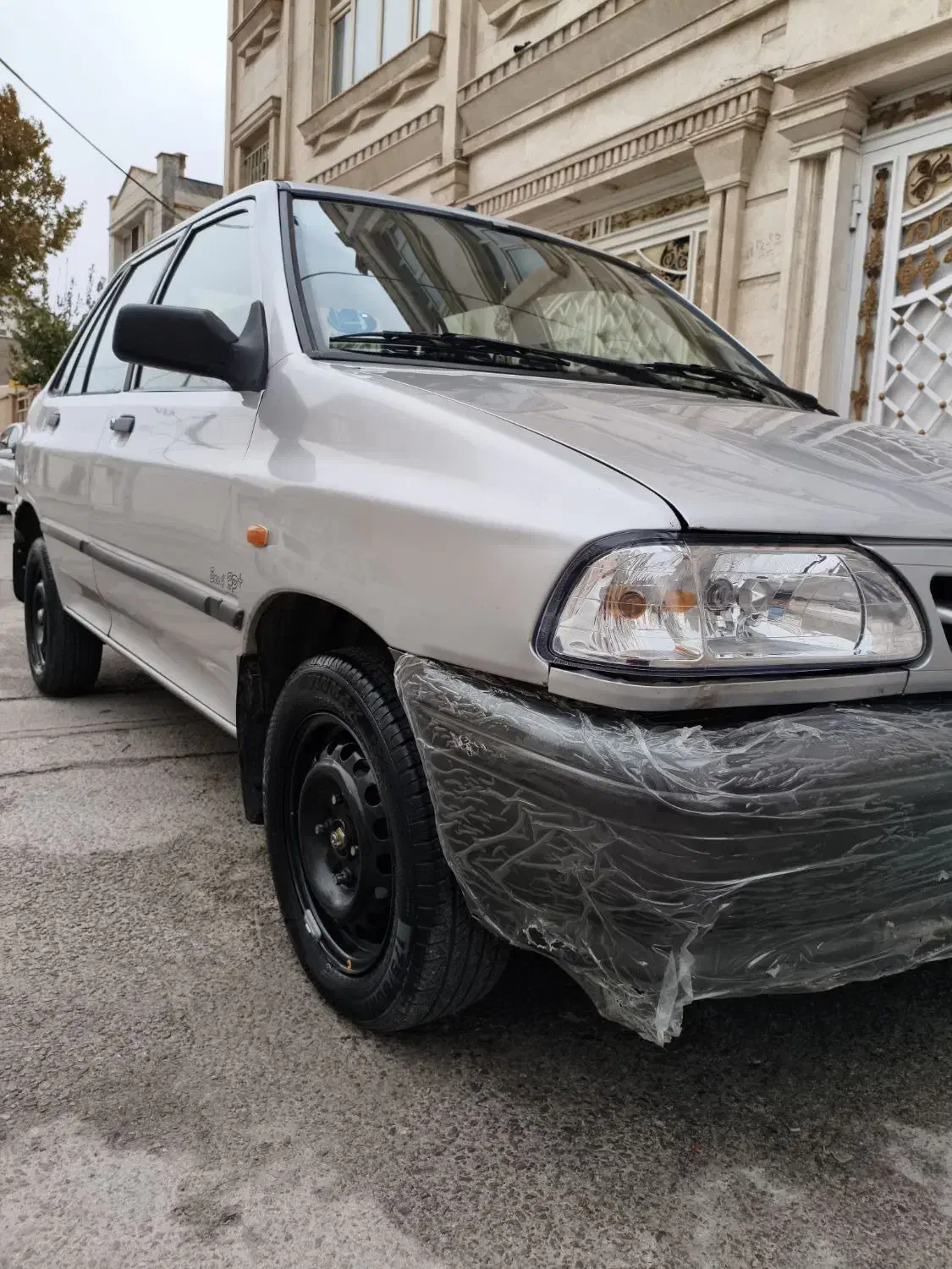 پراید ۱۳۱ مدل ۱۳۹۰ نقره‌ای|خودرو سواری و وانت|دورود, |دیوار