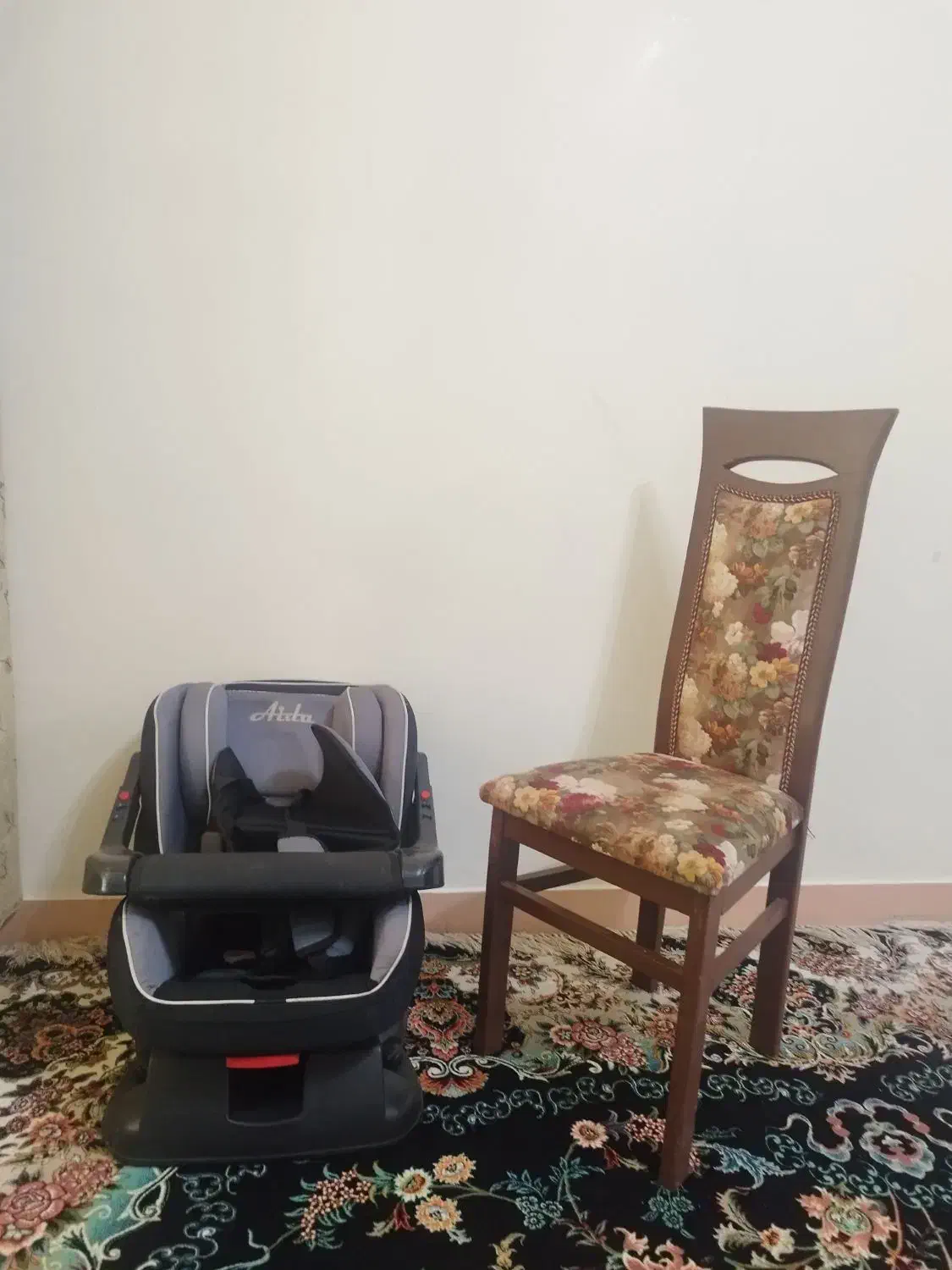 صندلی|صندلی و نیمکت|گتوند, |دیوار