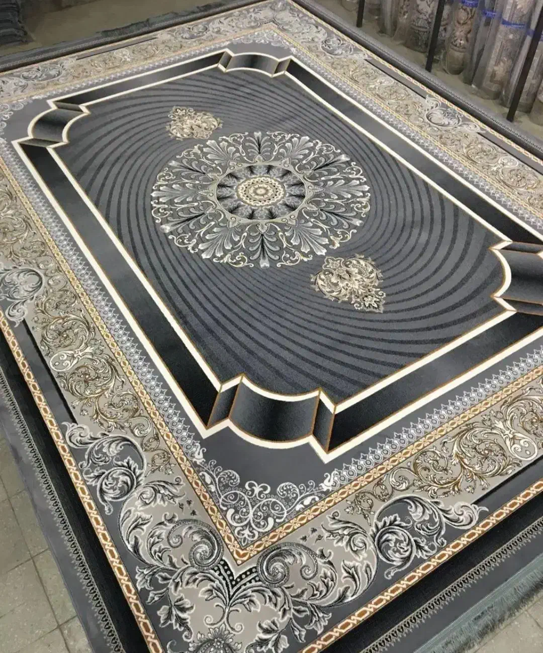 فرش زیبا و بی نظیر قیمت عالی|فرش|برازجان, |دیوار