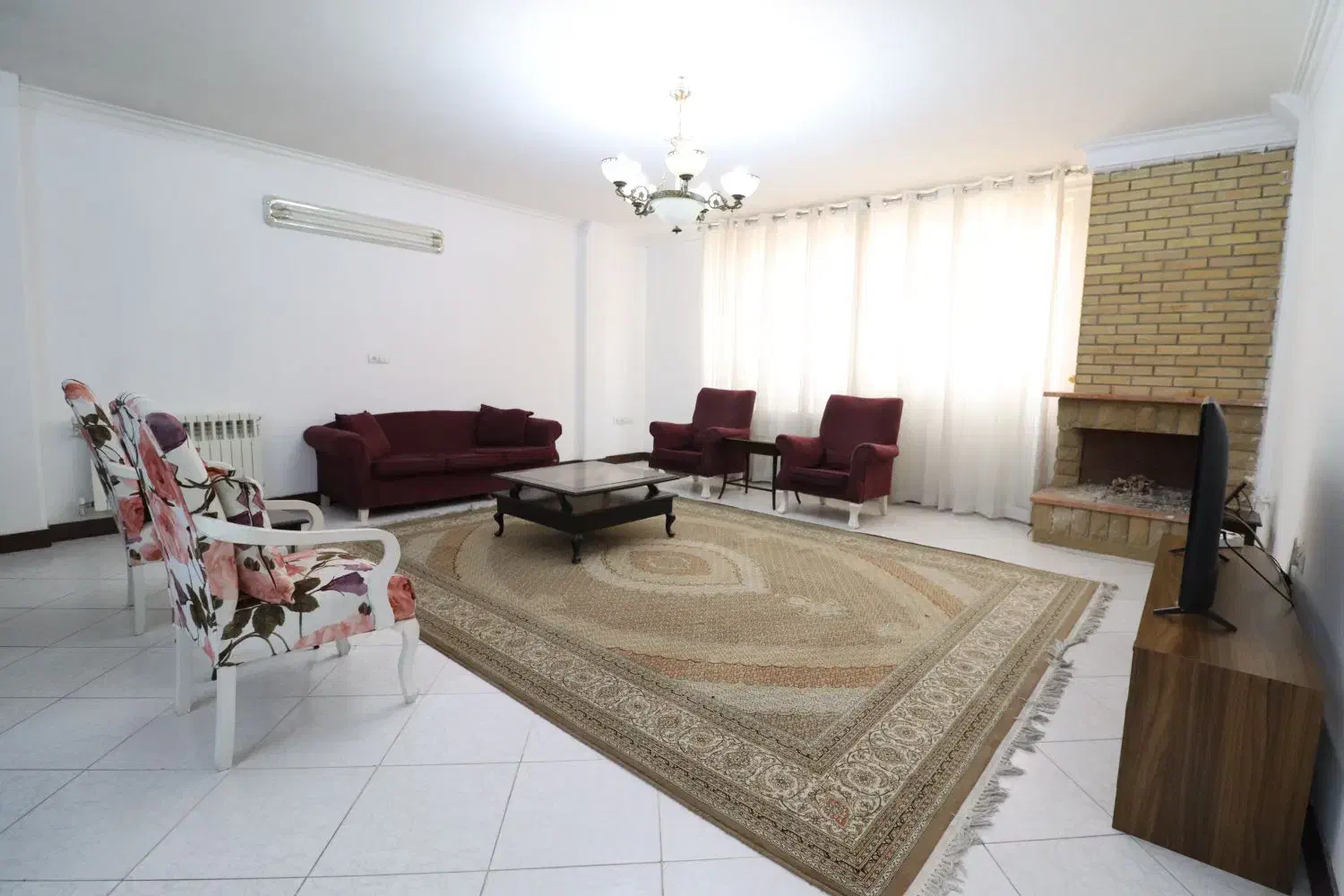 واحد ۱۲۰متری دوخواب میرزای شیرازی|اجارهٔ کوتاهمدت آپارتمان و سوئیت|شیراز, دینکان|دیوار