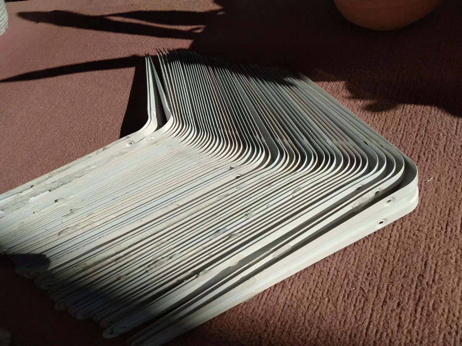 پایه نگهدارنده طبقه دیواری.دانه ای۴۰تومان.|کتابخانه، شلف، قفسههای دیواری|نوشهر, |دیوار