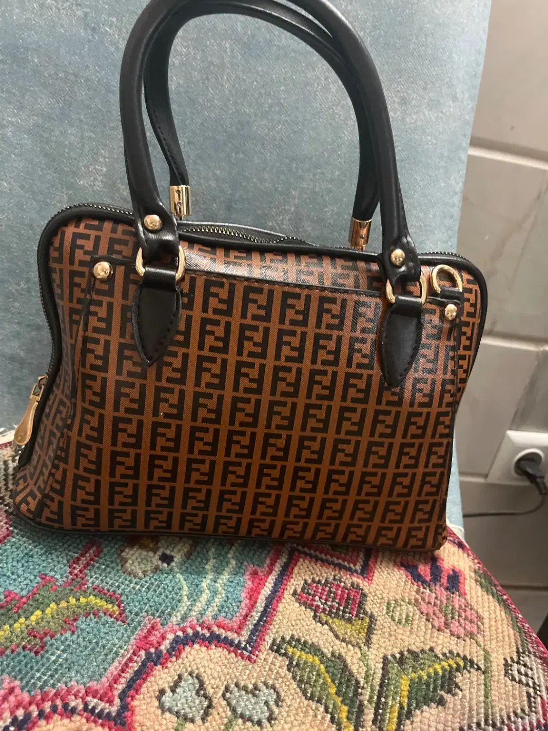 کیف نو استفاده نشده|کیف، کفش، کمربند|قم, باسکول|دیوار