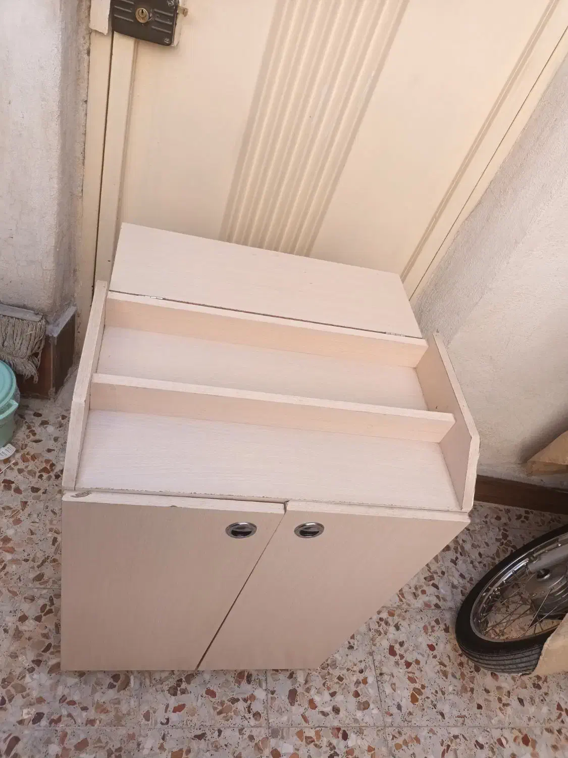 جاکفشی|جاکفشی، کمد، دراور|خرم‌آباد, |دیوار