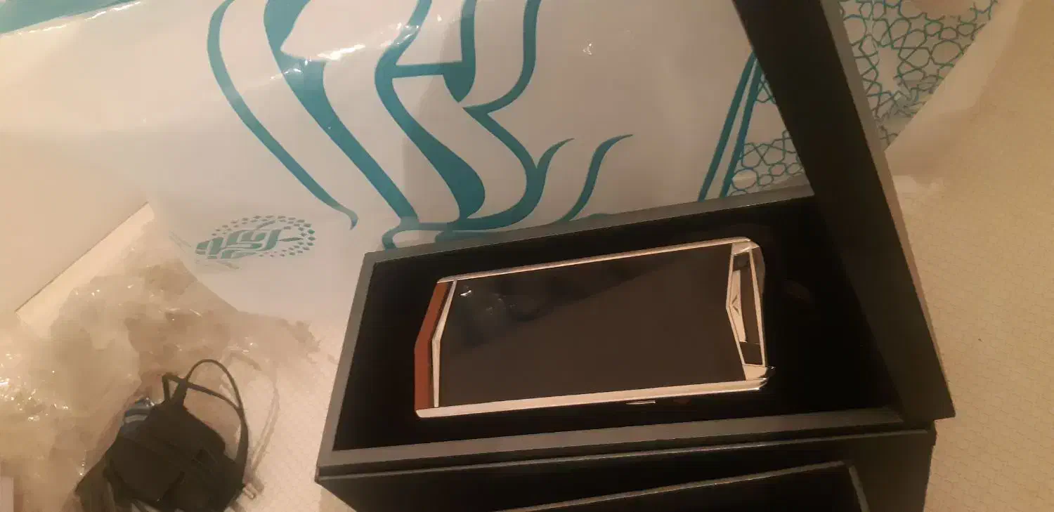 گوشی ورتو|موبایل|خرمآباد, |دیوار