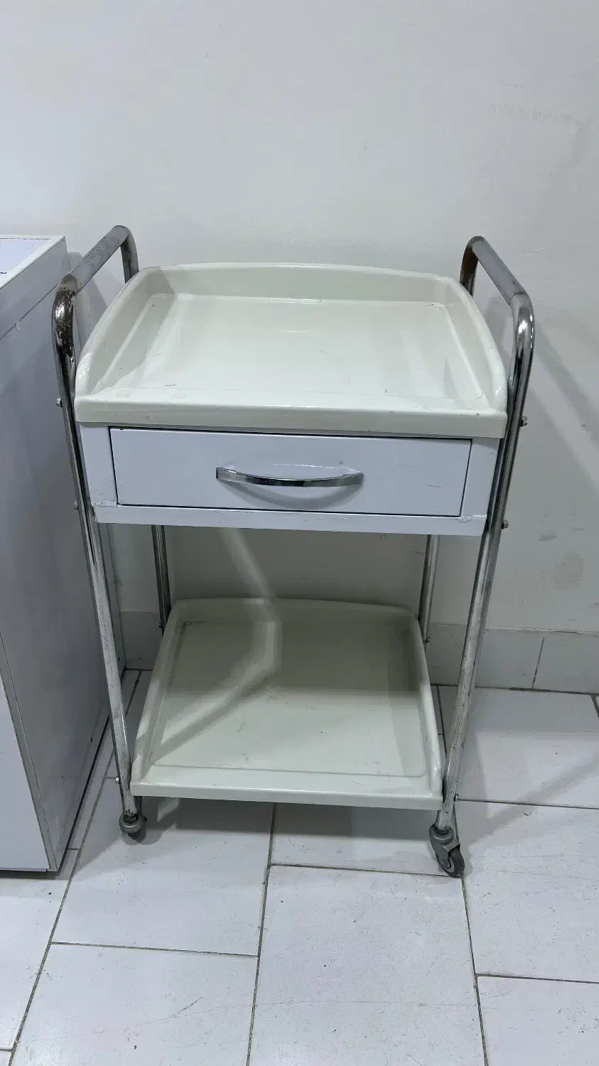 تجهیزات سالنی|آرایشگاه و سالن‌های زیبایی|بندرعباس, |دیوار