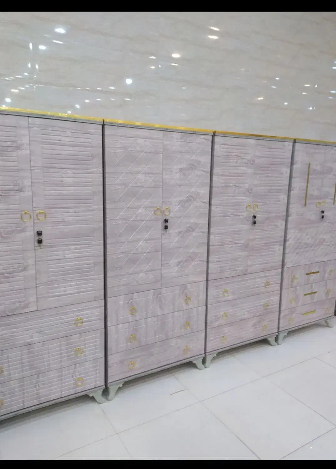 فروش انواع کمد|جاکفشی، کمد، دراور|لردگان, |دیوار