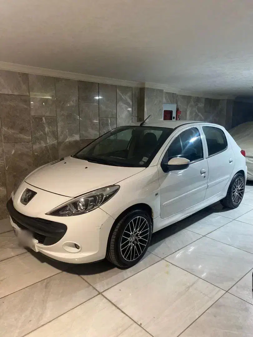 فروش ۲۰۷ اتوماتیک مدل ۹۷|خودرو سواری و وانت|اصفهان, مهدی آباد|دیوار