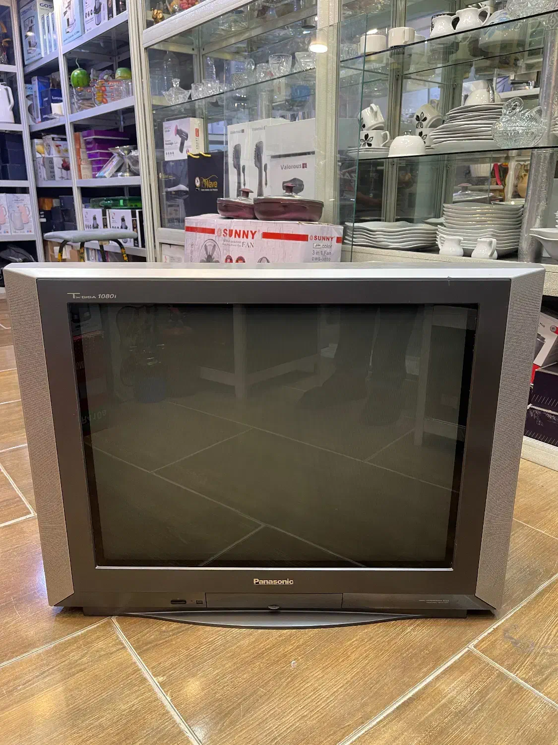 تلوزیون پاناسونیک|تلویزیون و پروژکتور|گرگان, |دیوار