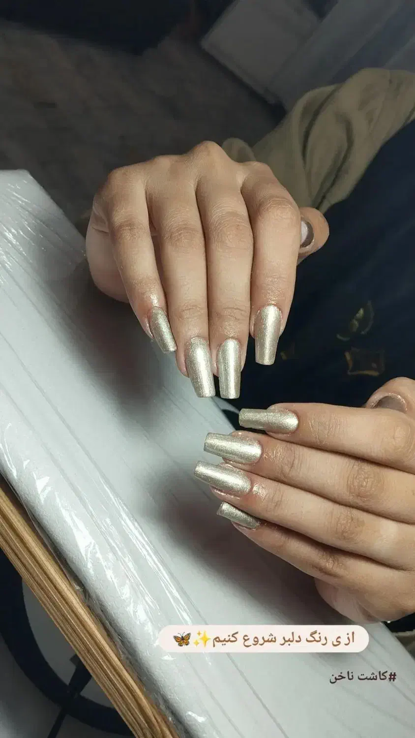 خدمات ناخن  ب صورت حرفه ای|خدمات آرایشگری و زیبایی|بم, |دیوار