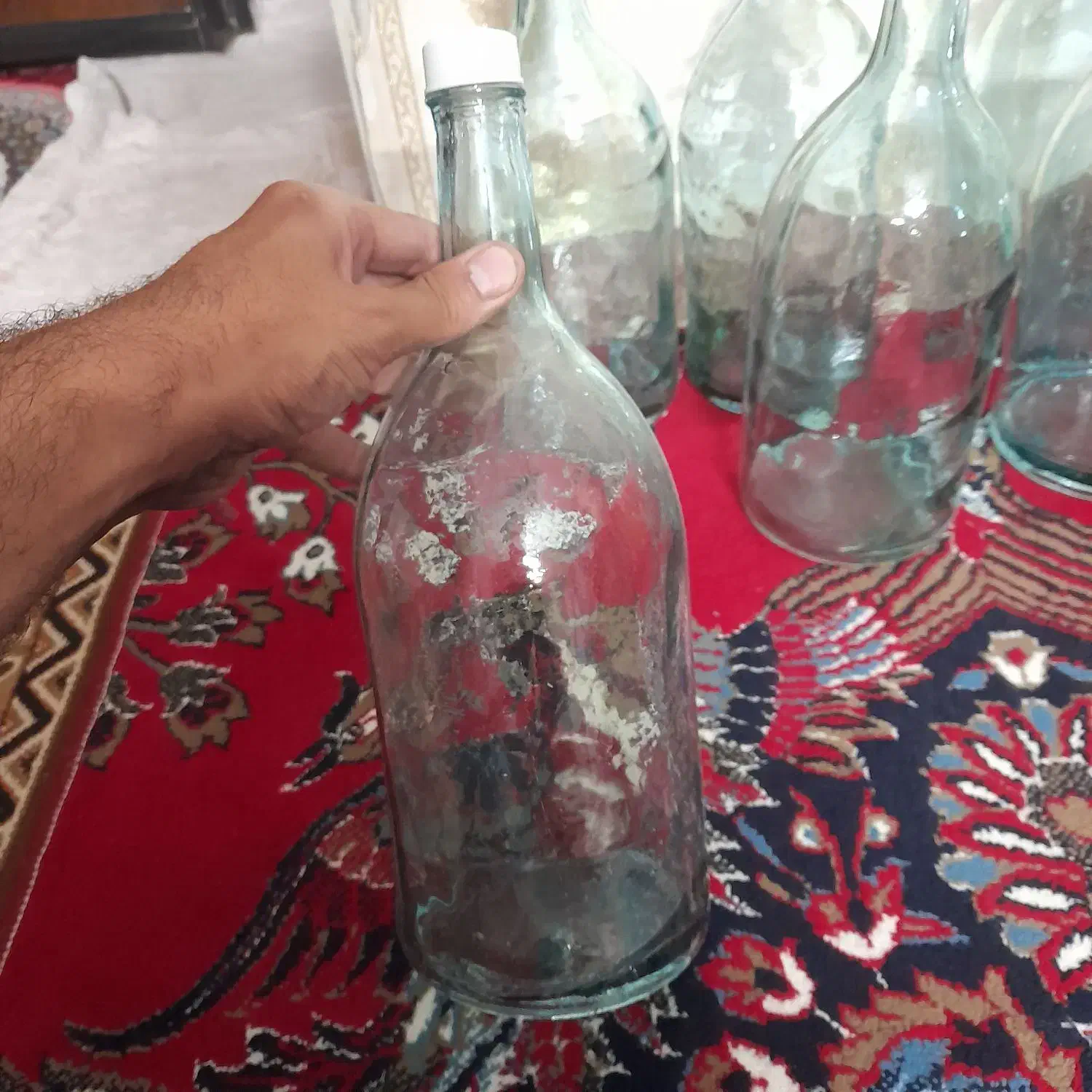 بطری شیشه ای ۲.۵ لیتری|ظروف نگهدارنده، پلاستیکی، یک‌بارمصرف|تهران, خانی آباد نو شمالی|دیوار