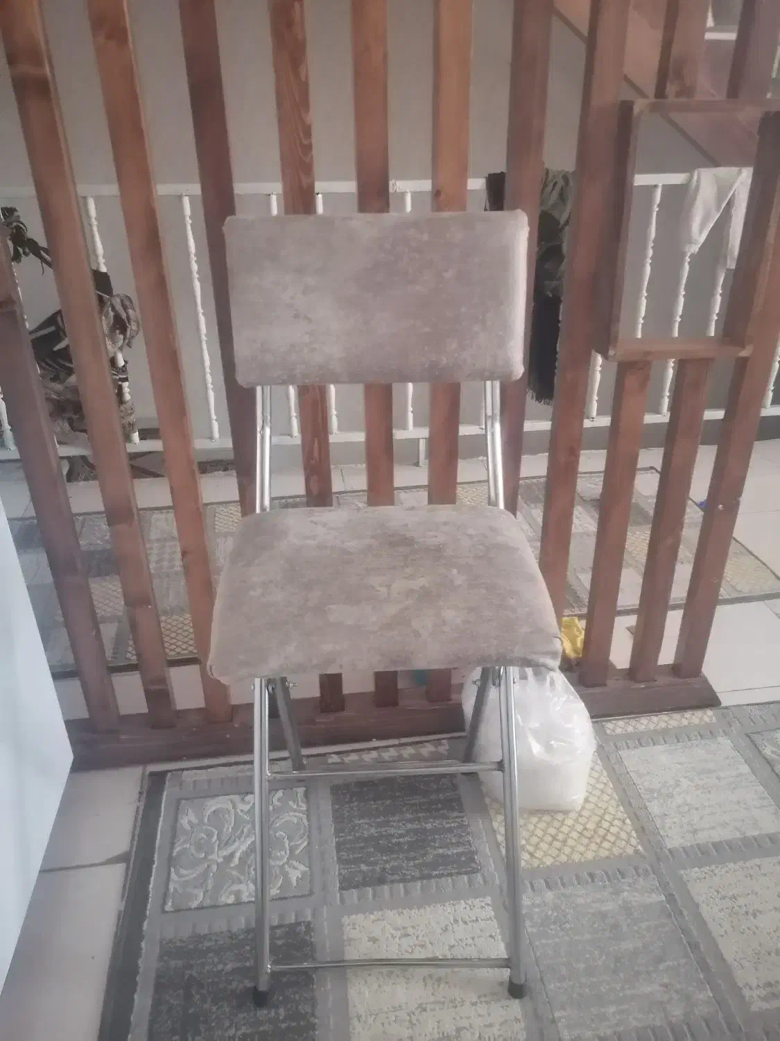 یه عدد صندلی سالم وتمیز به فروش میرسد|صندلی و نیمکت|بردسکن, |دیوار