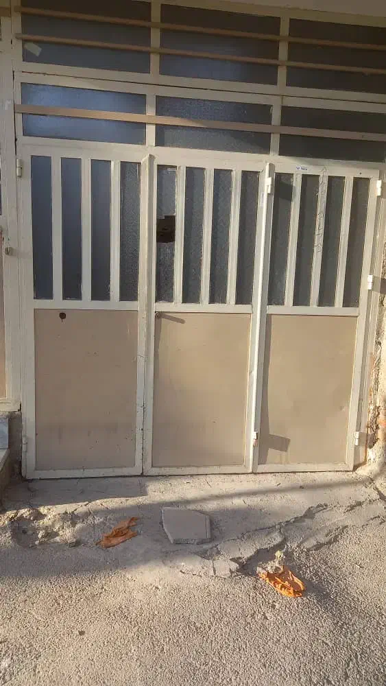 درب ۳لنگه پارکینگ|مصالح و تجهیزات ساختمان|بروجرد, |دیوار