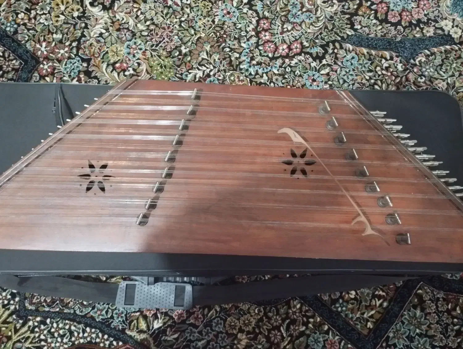 سنتور آموزشی|سازهای سنتی|گرگان, |دیوار