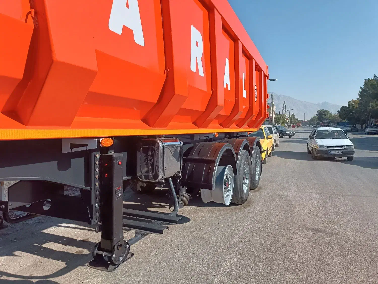 تریلی کمپرسی سه محور صفرخشک بدون کارکرد|خودرو سنگین|کرمانشاه, |دیوار