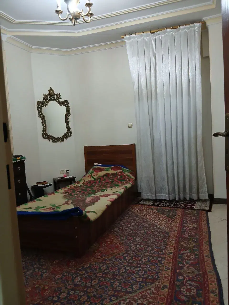 ۸۶ متر ۲ خوابه فول امکانات تکواحدی اهلی شیرازی|فروش آپارتمان|تهران, منیریه|دیوار