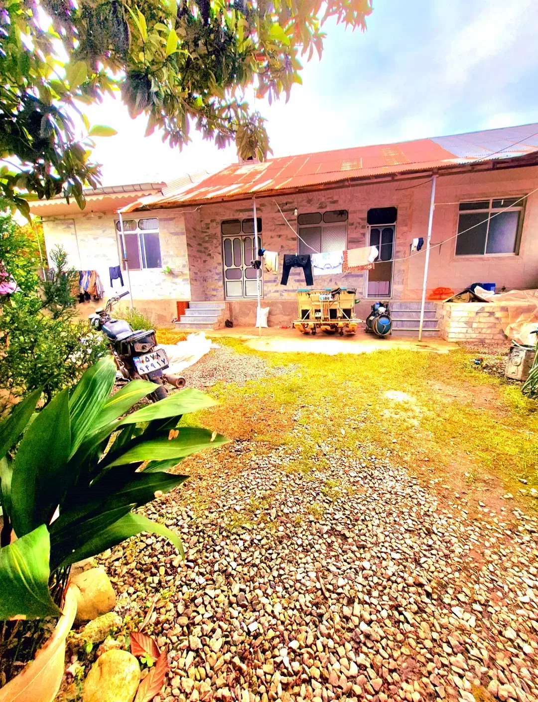 ویلایی ۲۳۰متری/سندتک برگ|فروش خانه و ویلا|طاهرگوراب, |دیوار