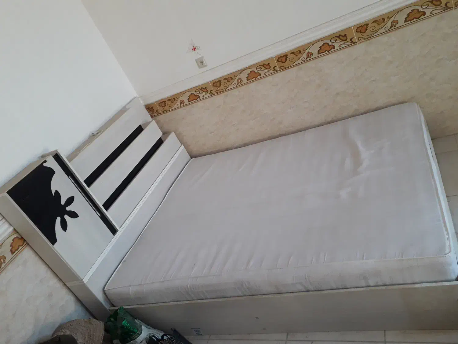 تخت خواب دو نفره با تشک|تخت و سرویس خواب|آبادان, |دیوار