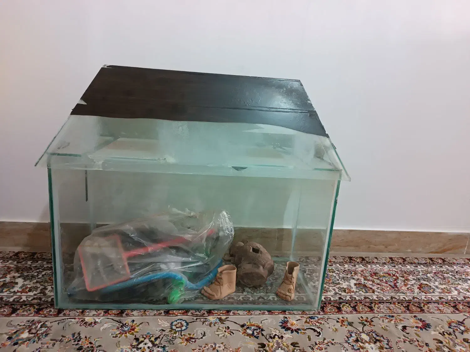 اکواریوم|ماهی|ماهدشت, |دیوار