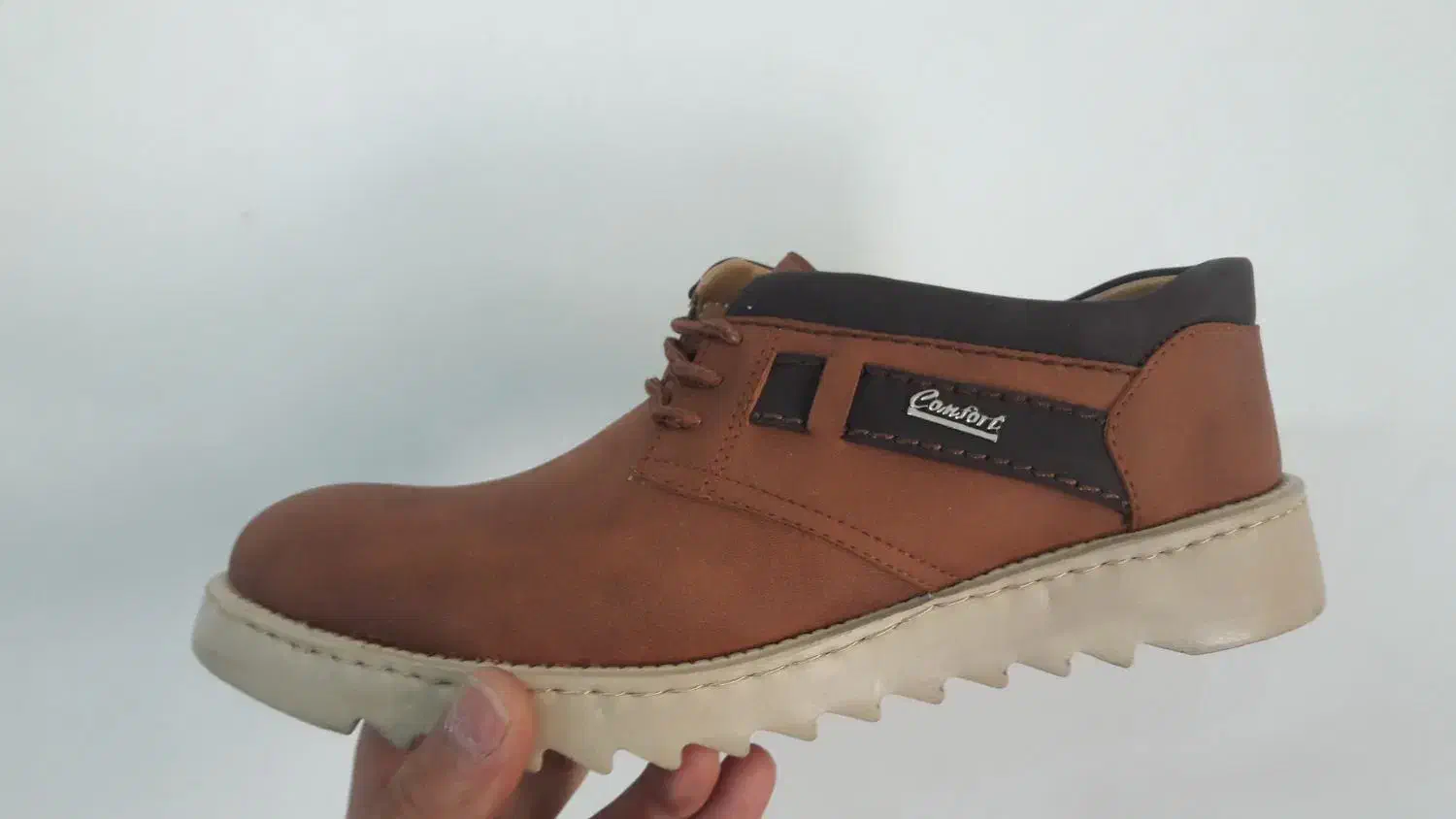 کفش کلاسیک و راحت سایز ۴۳|کیف، کفش، کمربند|فولادشهر, B4|دیوار