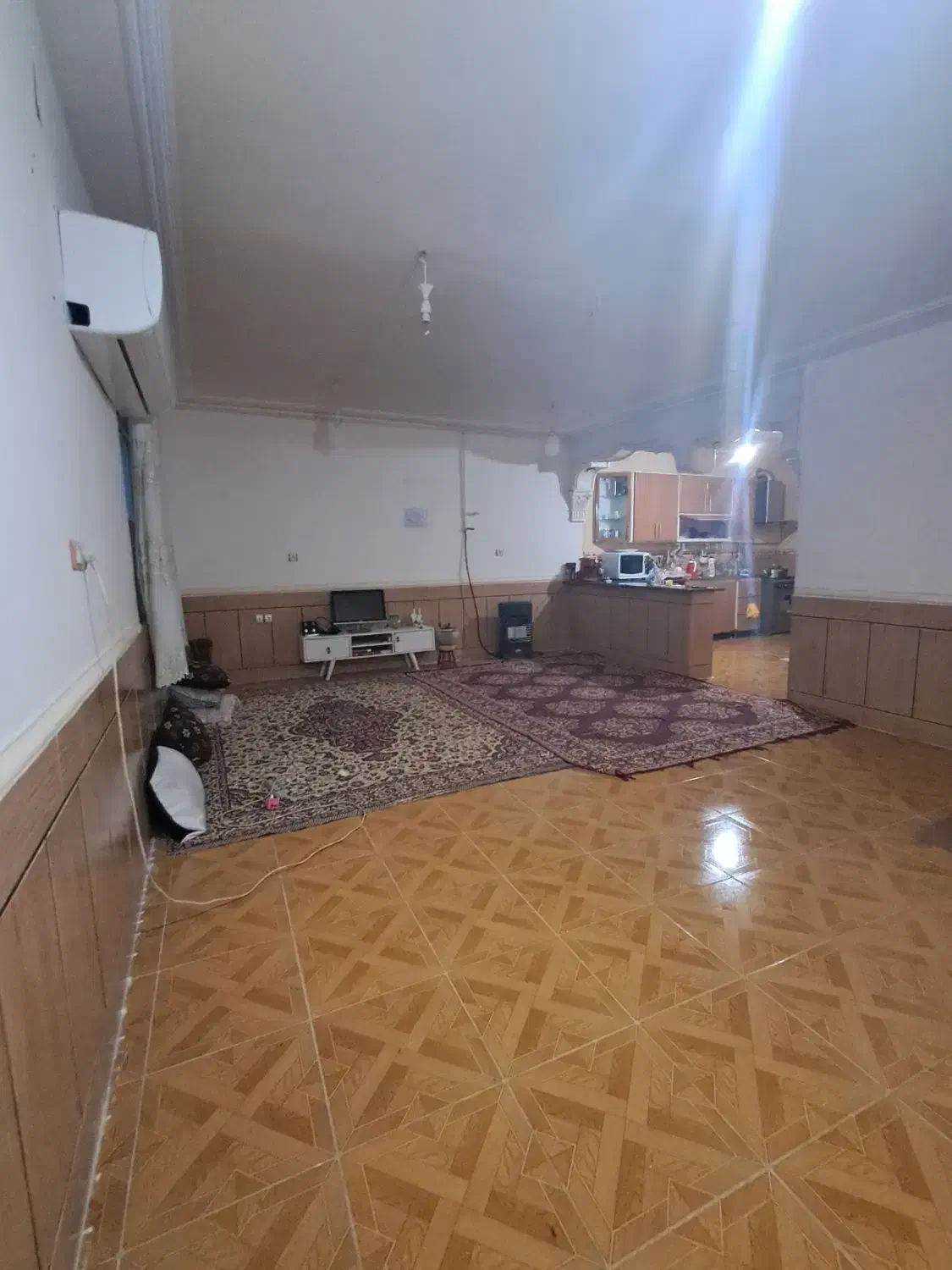 طبقه بالا انتهای نیرو ۱۲۰متر فروشی|فروش آپارتمان|شوشتر, |دیوار