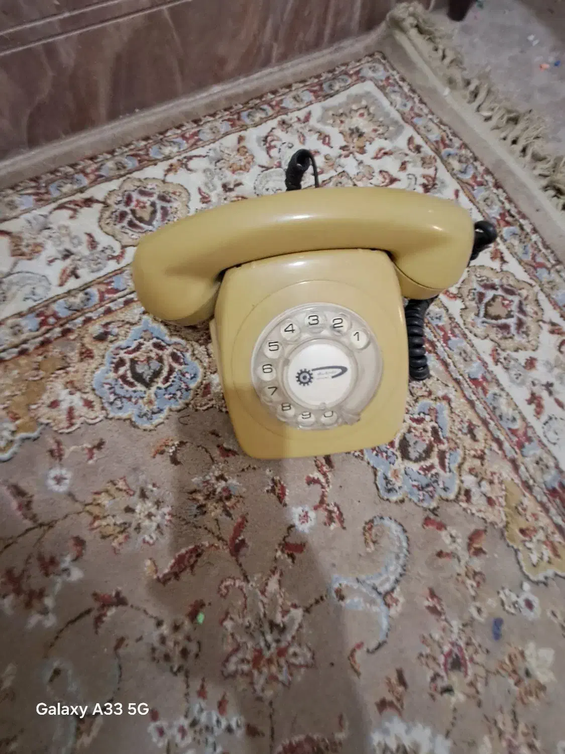 تلفن قدیمی|کلکسیون اشیاء عتیقه|بومهن, |دیوار