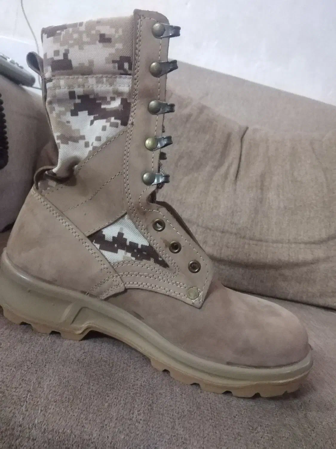 پوتین خاکی نظامی سایز 42|کوهنوردی و کمپینگ|سبزوار, قصبه اب یمین|دیوار