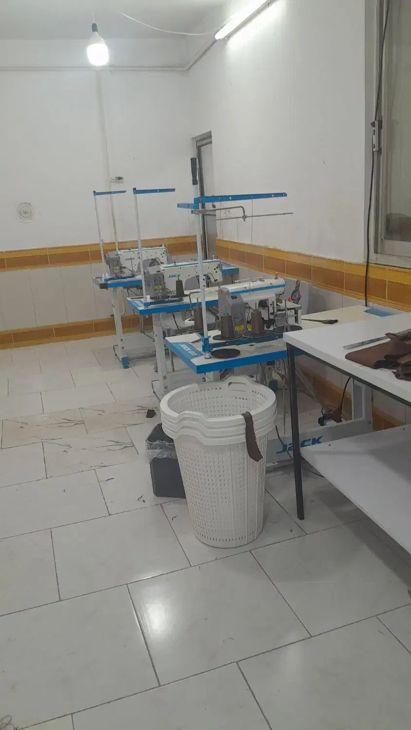 کار در تولیدی لباس خیاطی|استخدام صنعتی، فنی، مهندسی|گرگان, |دیوار