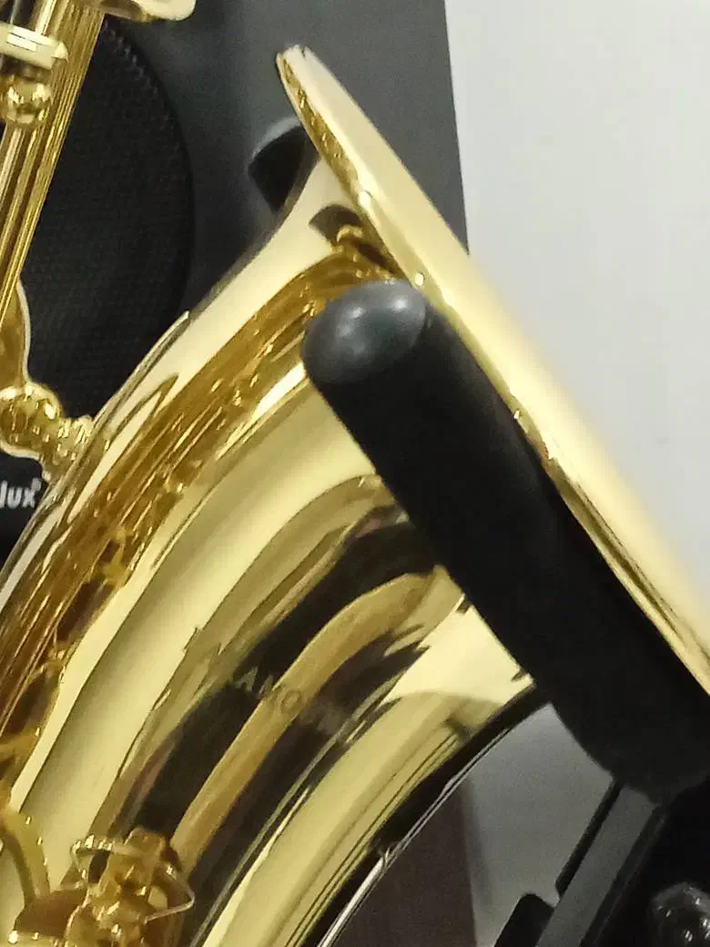 ساکسیفون التو ( پارامونت)|سازهای بادی|چمستان, |دیوار