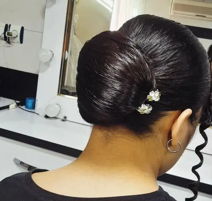 سالن زیبایی|خدمات آرایشگری و زیبایی|گنبد کاووس, |دیوار