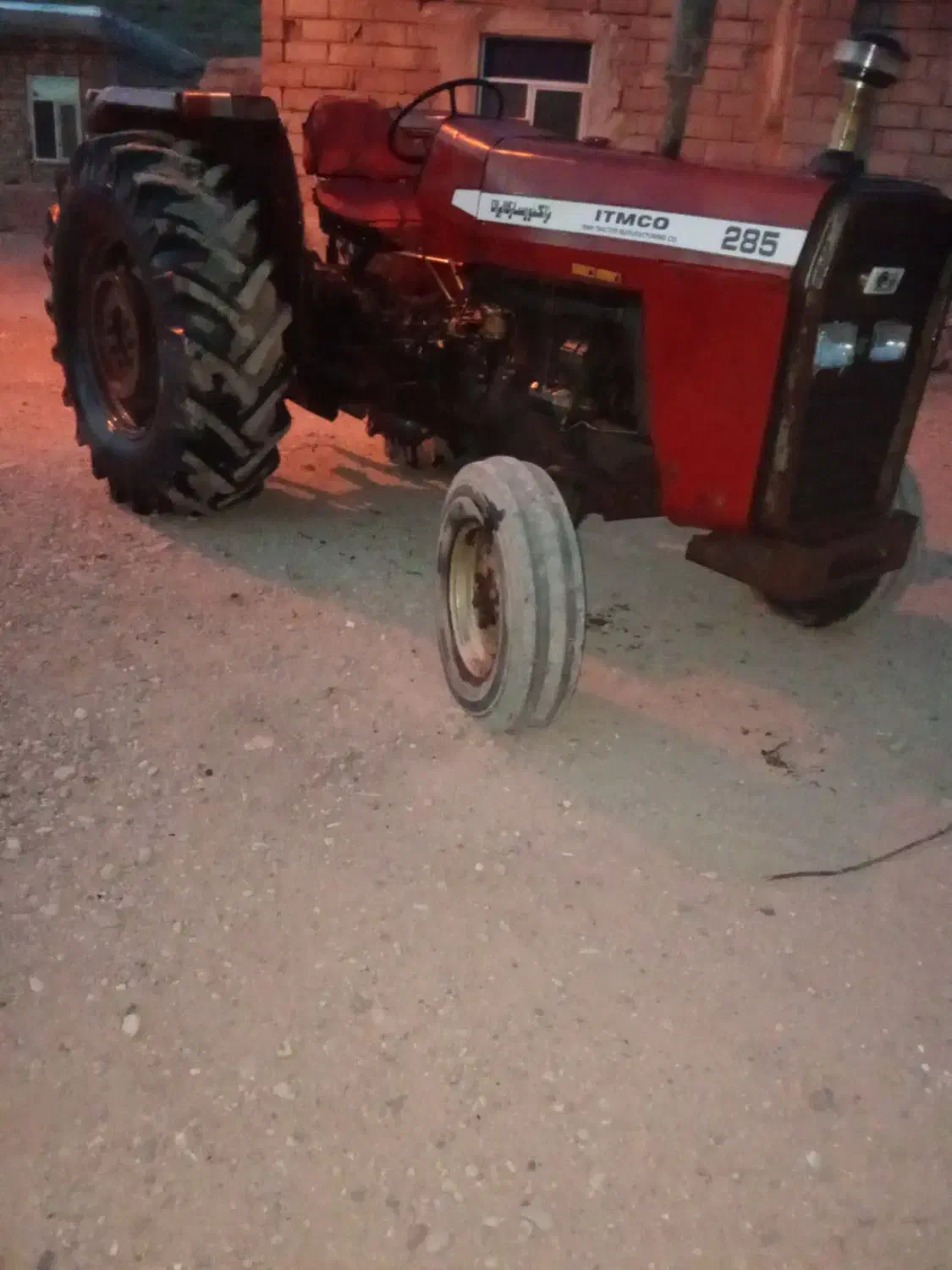 تراکتور فروکسون|خودرو سنگین|زنجانرود, |دیوار