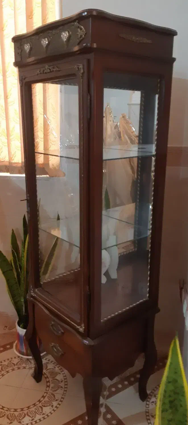 بوفه چوبی کلاسیک|بوفه، ویترین، کنسول|کرمانشاه, |دیوار