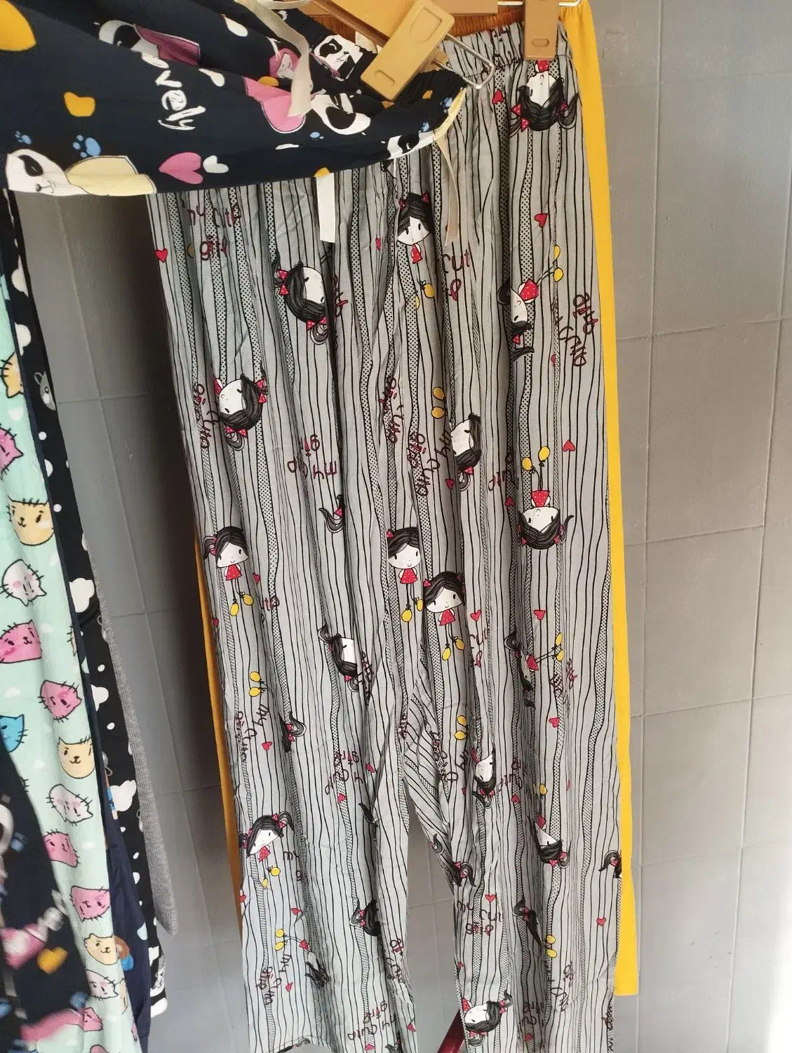 لباس زنانه تخفیف خورد|لباس|نیشابور, هفده شهریور|دیوار