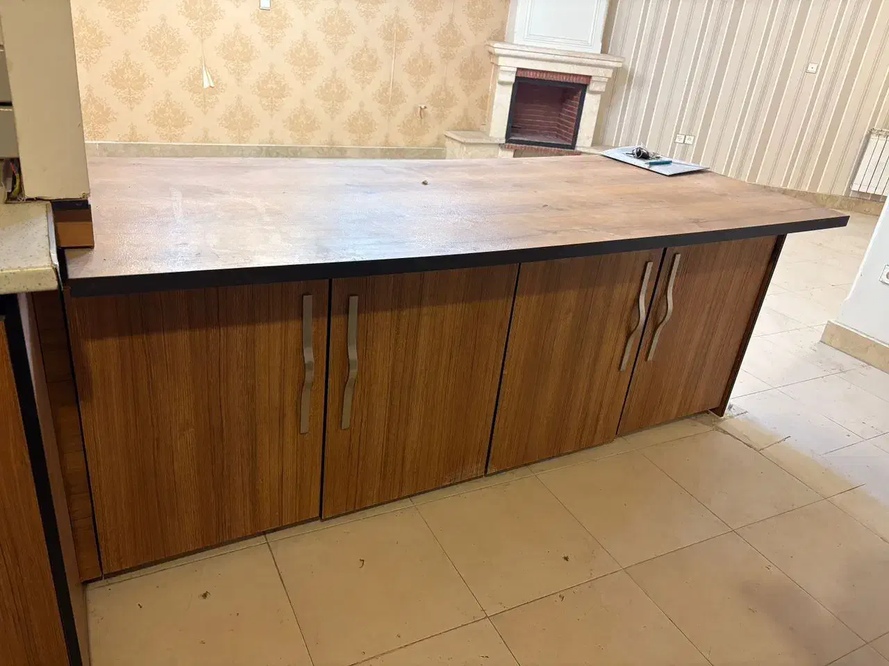 کابینت هایگلاس|مصالح و تجهیزات ساختمان|شیراز, تلخ داش|دیوار