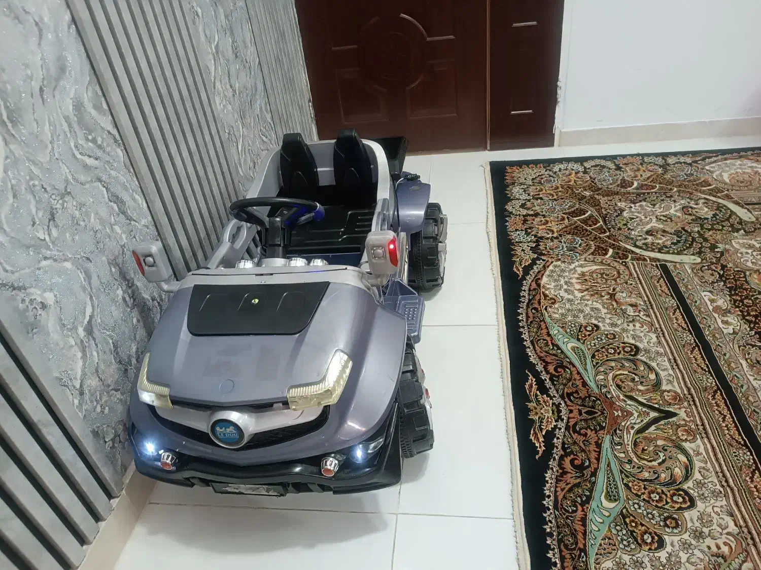 ماشین شارژی|اسباب‌بازی بچه|ازنا, |دیوار
