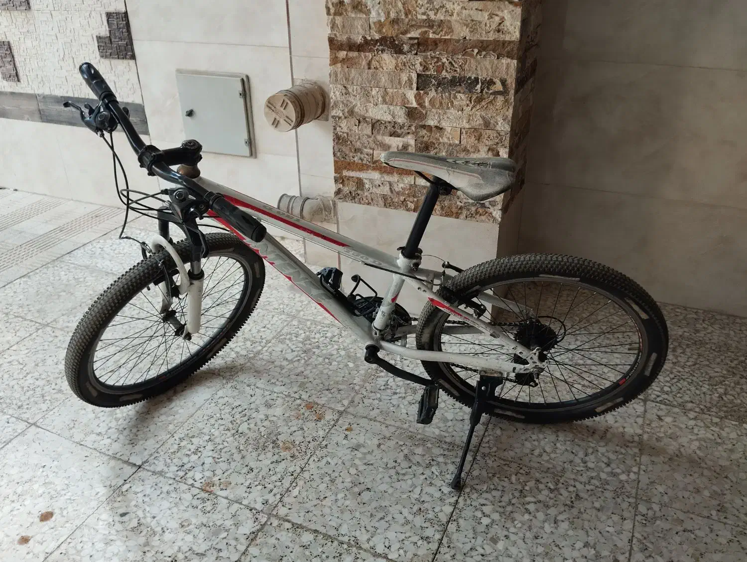 دوچرخه برند intense سایز ۲۴|دوچرخه، اسکیت، اسکوتر|شاهین‌شهر, فردوسی|دیوار