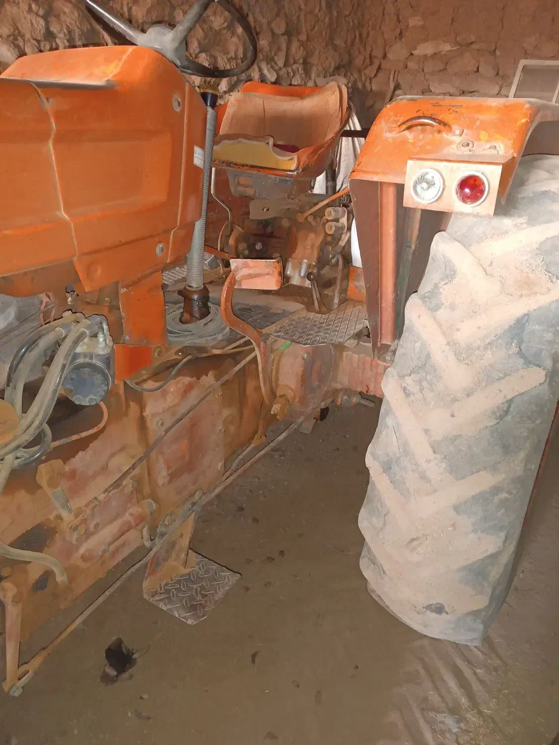 تراکتور رومانی مدل 63|خودرو سنگین|زنجان, |دیوار