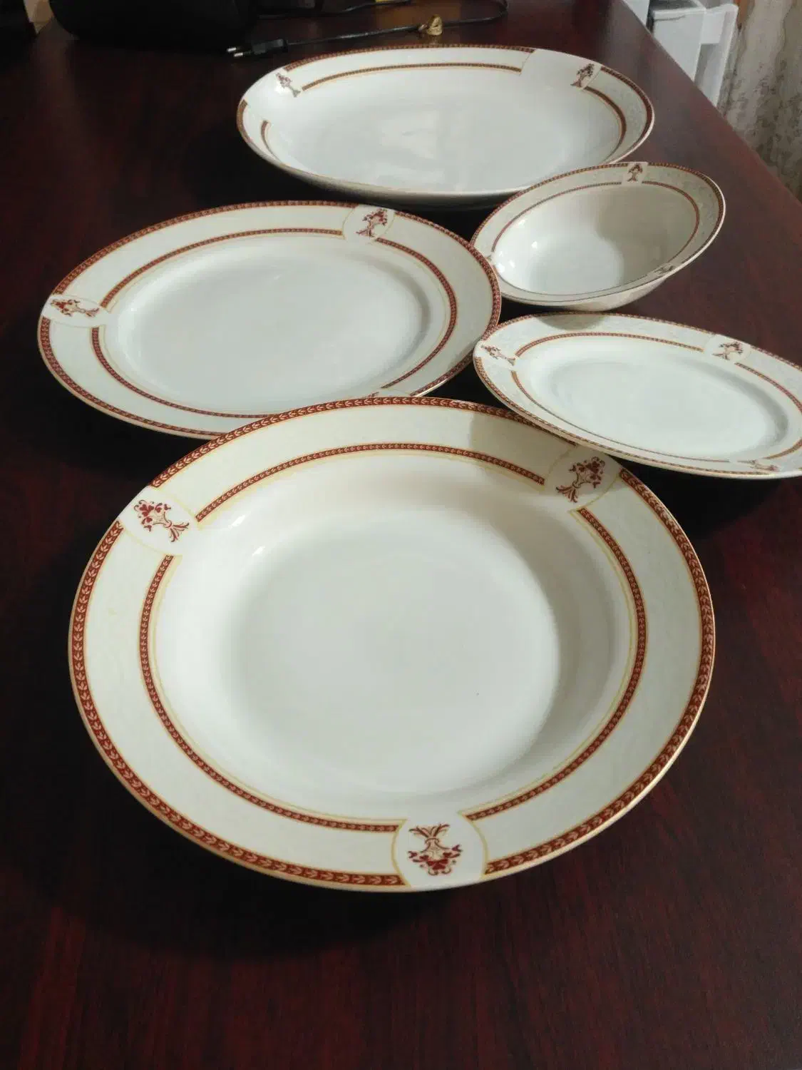 لوازم خانگی|ظروف سرو و پذیرایی|نسیم‌شهر, |دیوار