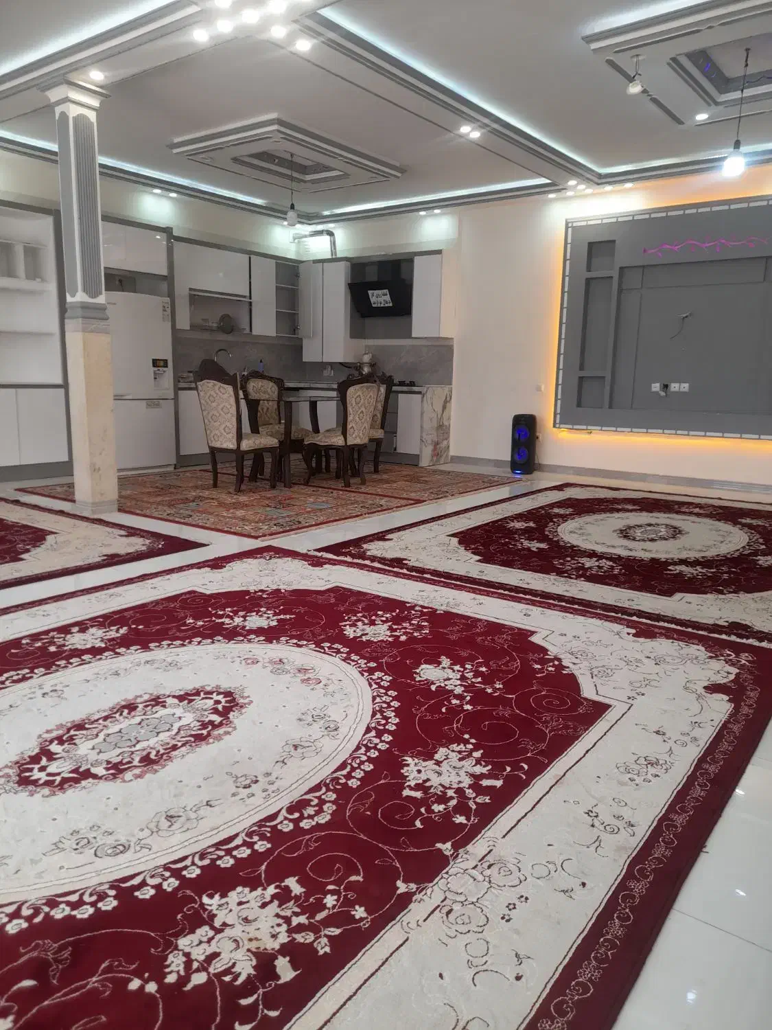 اجاره روزانه ساعتی باغ ویلا استخر سرپوشیده آبگرم|اجارهٔ کوتاهمدت ویلا و باغ|ماهدشت, |دیوار