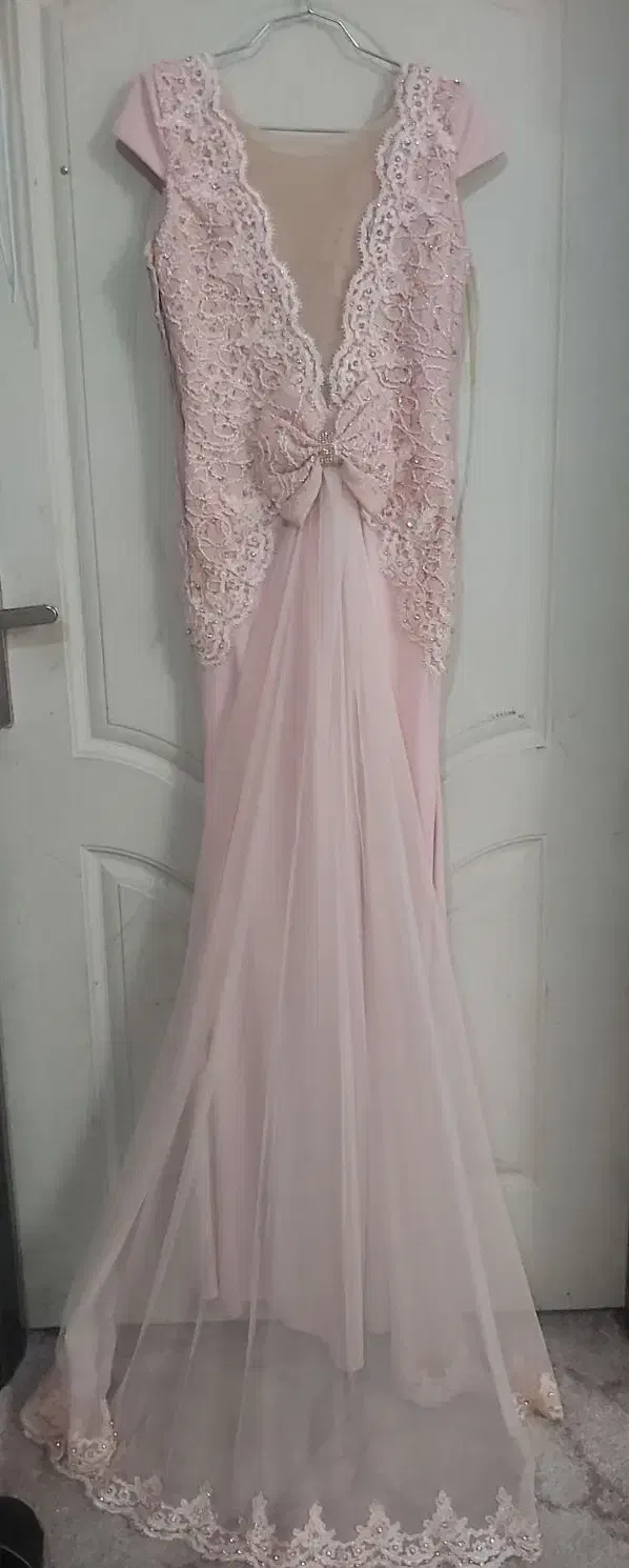 پیراهن مجلسی|لباس|آمل, |دیوار