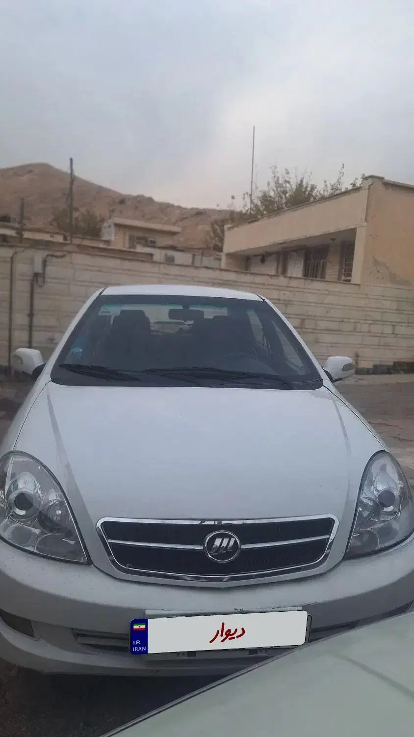 لیفان ۵۲۰تمام فابریک|خودرو سواری و وانت|شیراز, سعدیه شمالی|دیوار