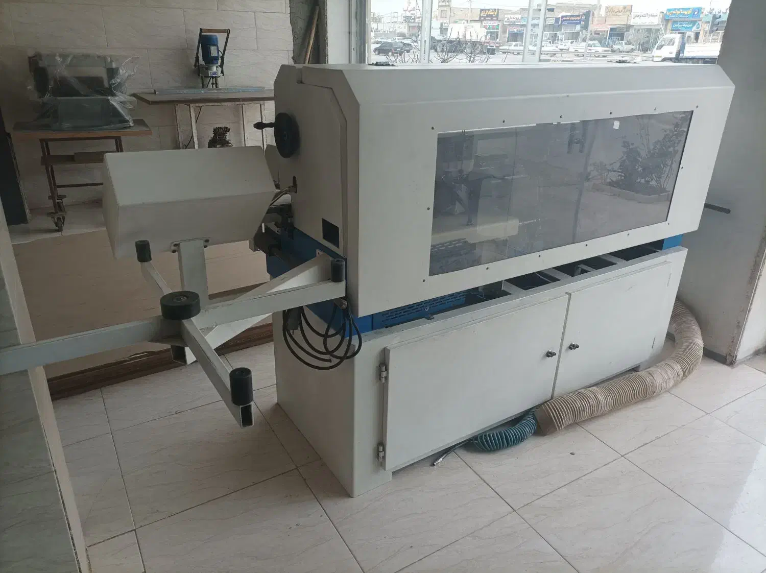 دستگاه لبه چسبان pvc کوشش صنعت اصفهان تک فاز|ماشین‌آلات صنعتی|اصفهان, بهارستان|دیوار