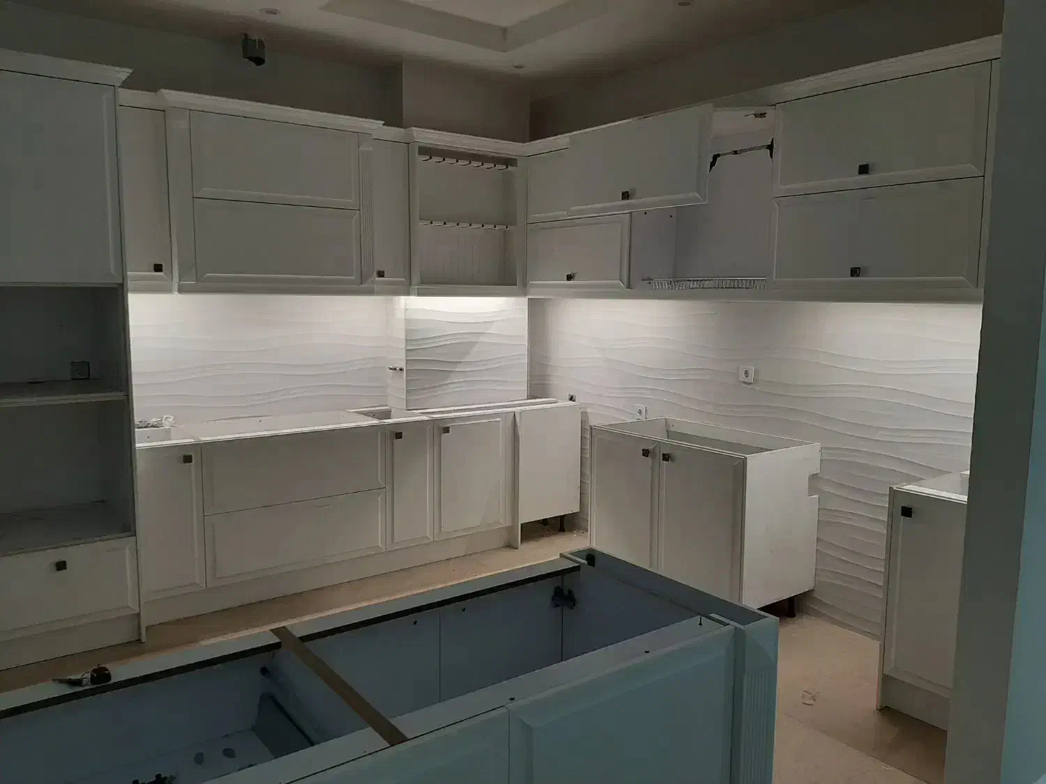 کابینت نئوکلاسیک باطراحی واجرای سریع|مصالح و تجهیزات ساختمان|بجنورد, |دیوار