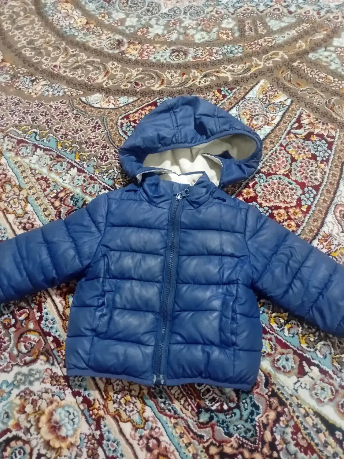 کاپشن بچگانه۲۵۰تومن|کفش و لباس بچه|رشت, پاره بیجار|دیوار