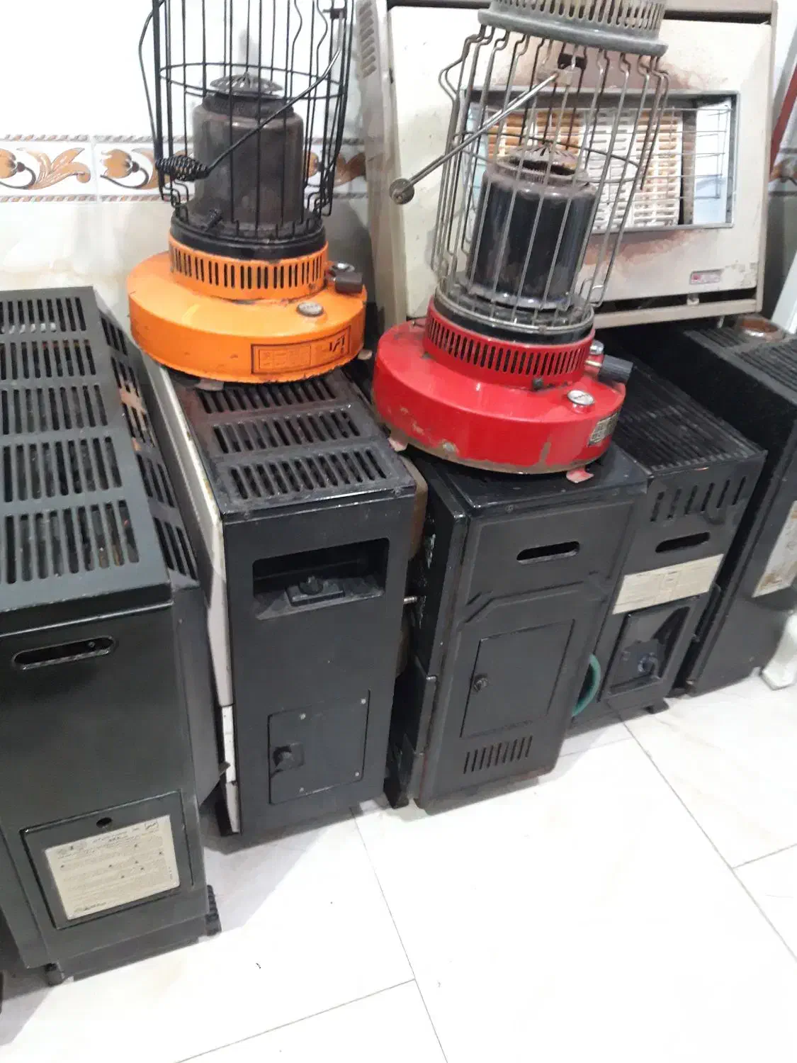 تعدادی بخاری|بخاری، هیتر، شومینه|صومعه‌سرا, |دیوار