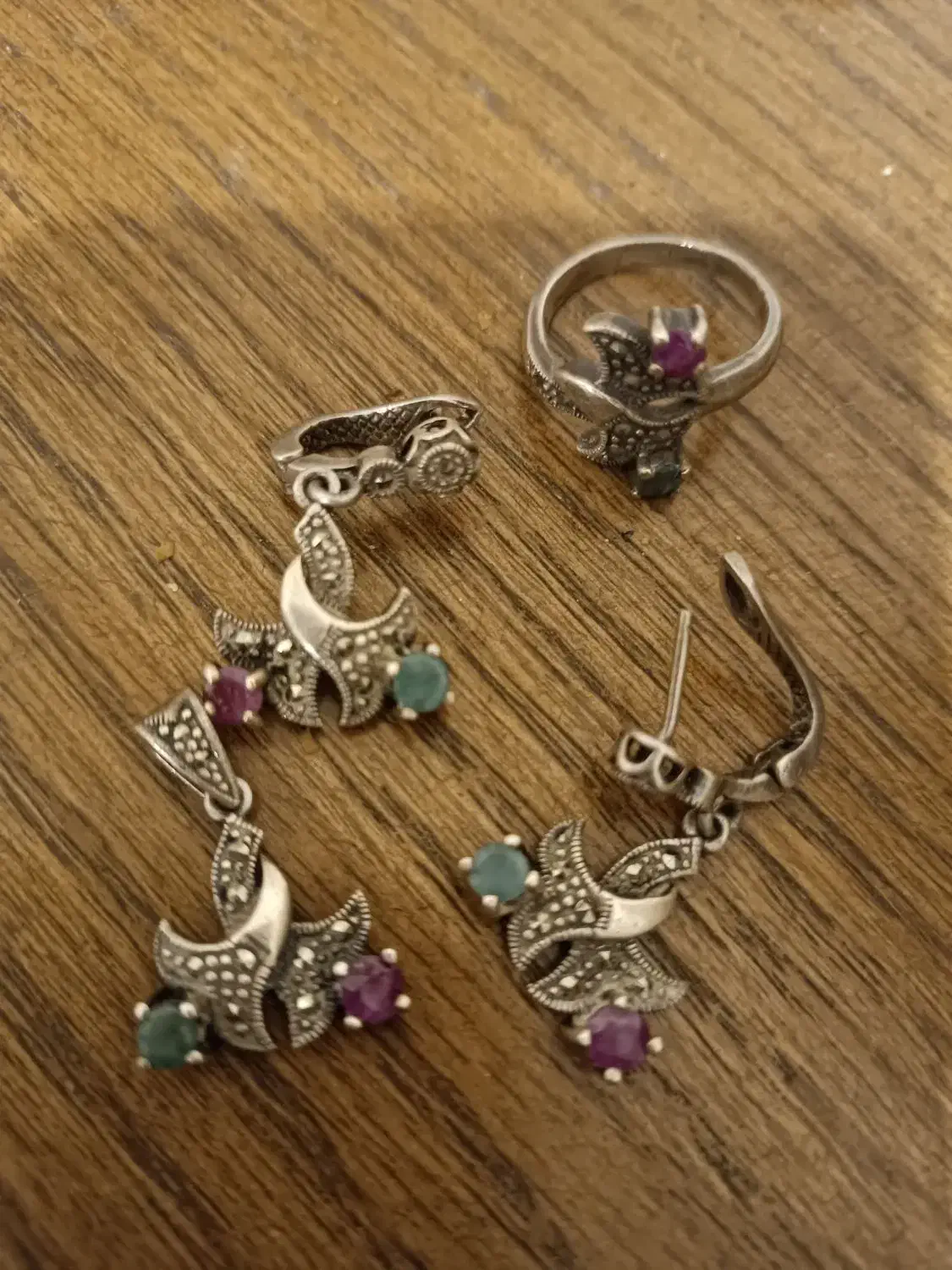 نیم ست نقره قدیمی|جواهرات|پرند, فاز ۲|دیوار