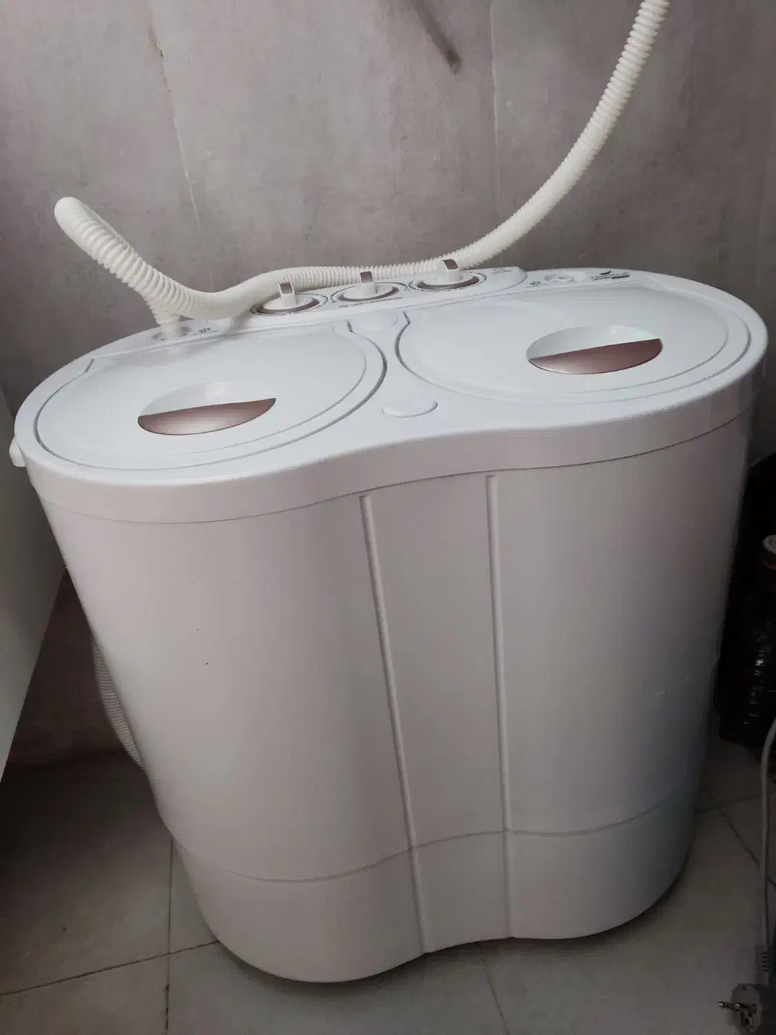 کهنه شوی،دوقولو سه کیلویی|ماشین لباسشویی و خشککن لباس|شیراز, باغ تخت|دیوار