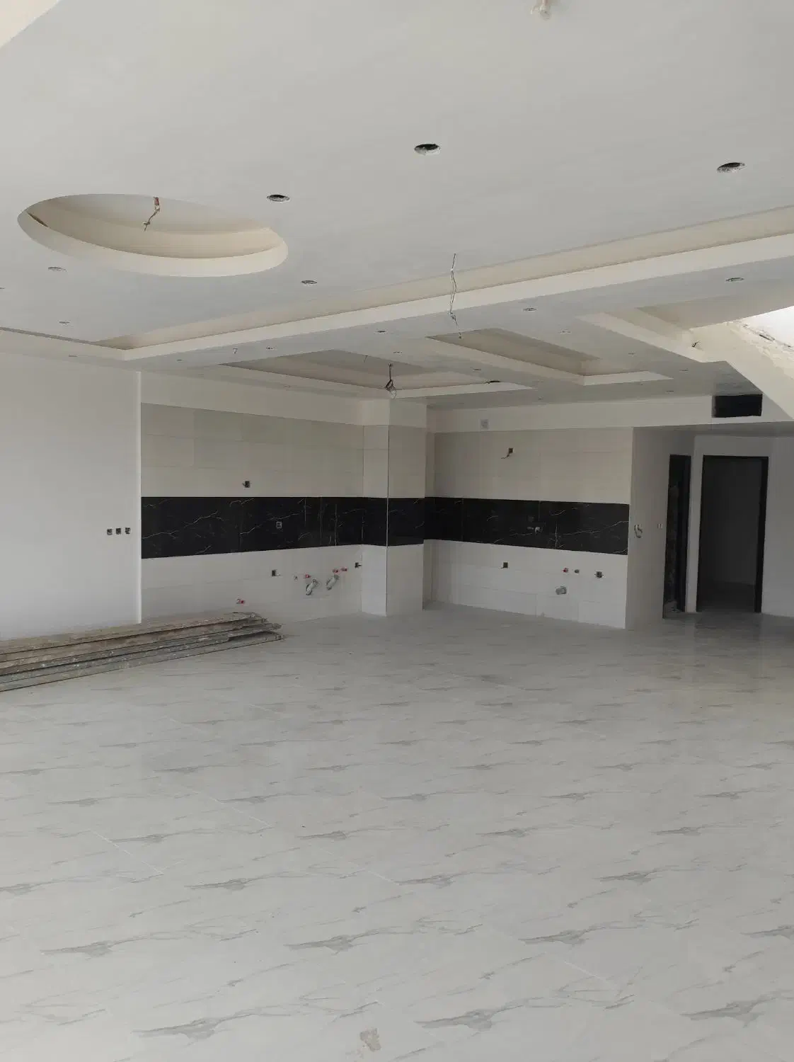 آپارتمان ۲۰۰ متر مخابرات دوبلکس/۴۰ مترحیاط اختصاصی|فروش آپارتمان|قرچک, مهدیه|دیوار