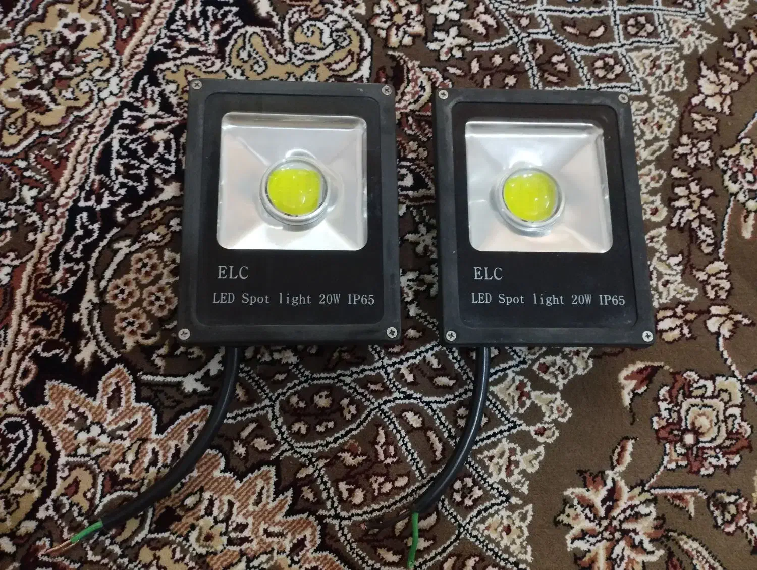 تعمیر تخصصی انواع لامپ پرژکتور و براکت ال ای دی|خدمات پیشه و مهارت|قم, چهل اختران|دیوار