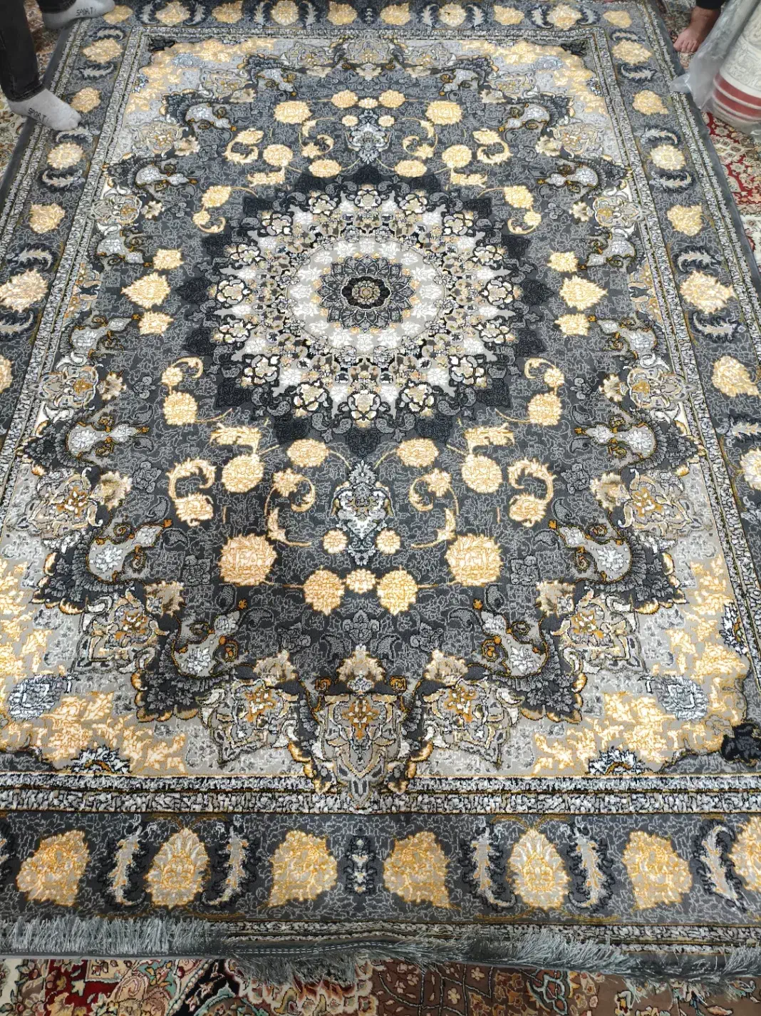 فرش|فرش|گلستان (تهران), |دیوار