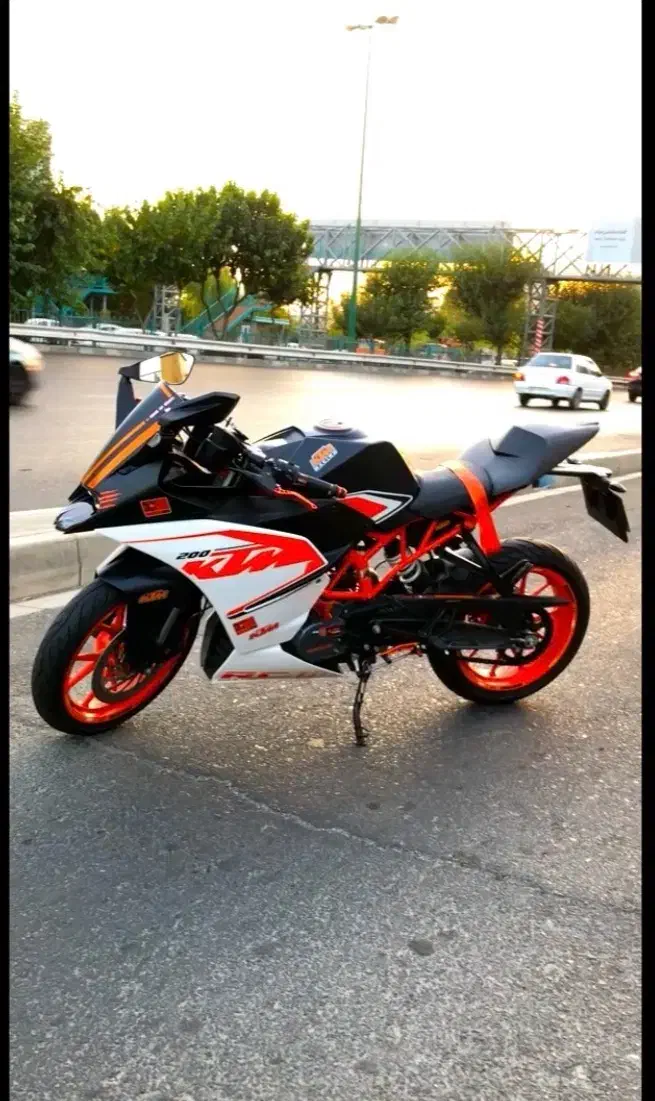 ktm rc 200|موتورسیکلت|تهران, نارمک|دیوار